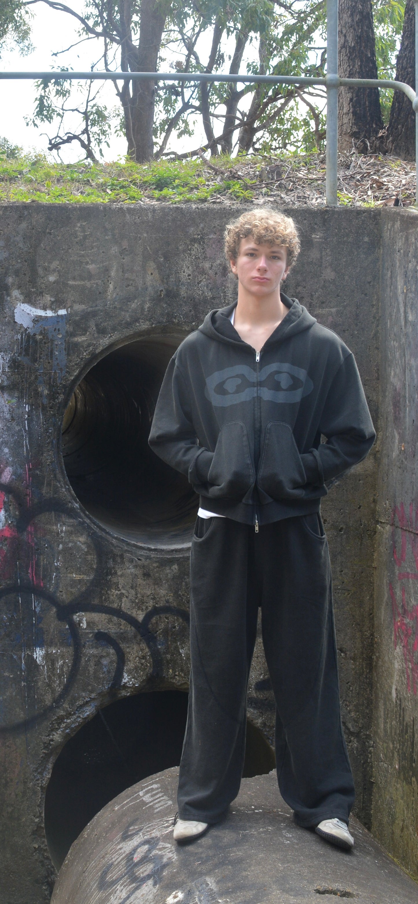 Peso Tracksuit (Black)